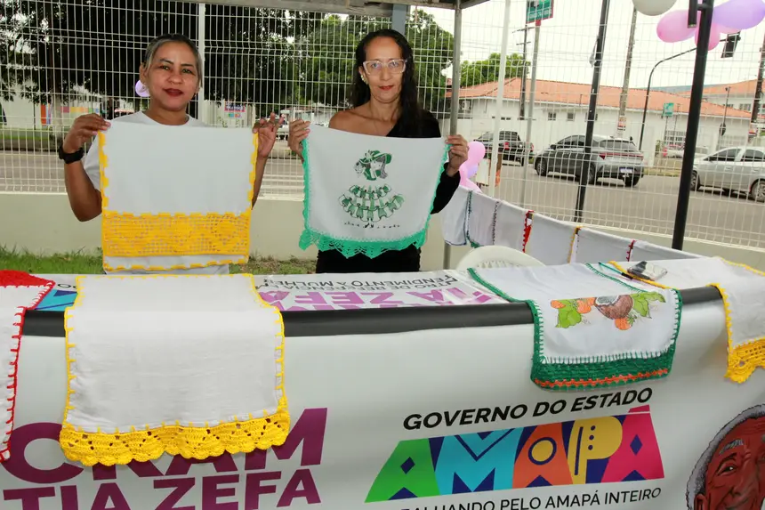 Foto: Marcia do Carmo/GEA Artesãs Ana Cláudia da Silva e Maria Maura