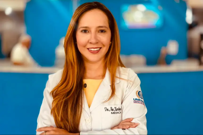Foto: Rodrigo Abreu/Sesa Ana Karolina Salomão, médica dermatologista do Centro de Referência em Doenças Tropicais (CRDT)