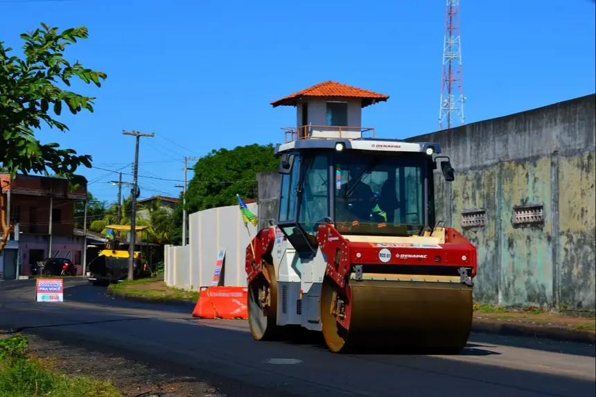 Foto: Jhon Martins As atividades iniciaram com serviços de limpeza, preparação da base, nivelamento asfáltico, recapeamento e aplicação de quatro centímetros de asfalto