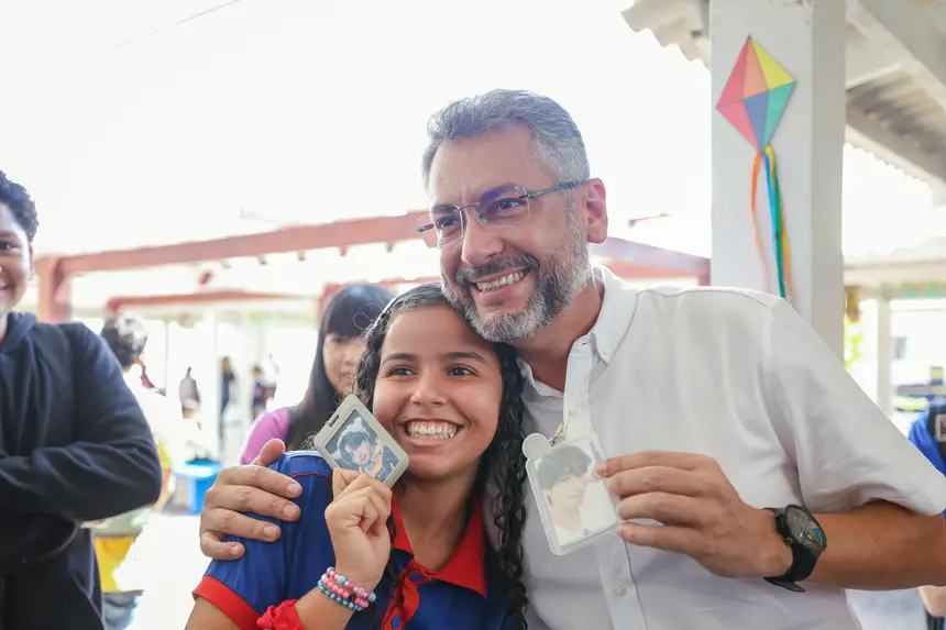 Expectativa dos estudantes marca a reta final da reconstrução da unidade