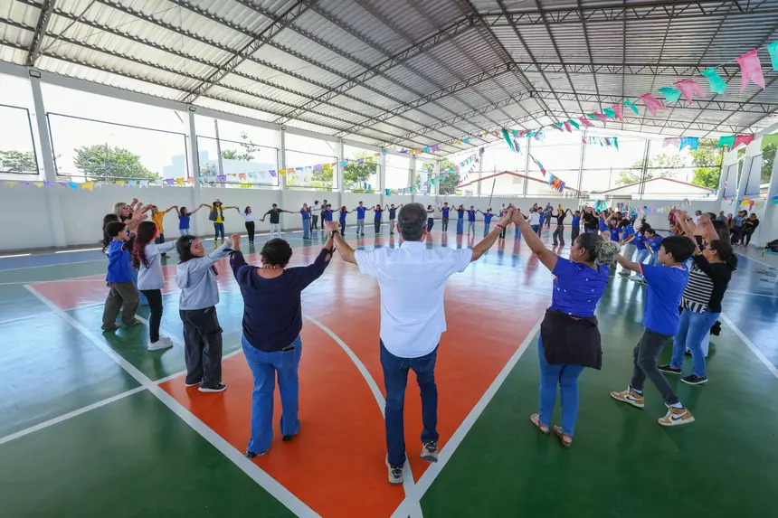 Foto: Ruan Alves/GEA Quadra revitalizada volta a receber atividades dos alunos antes da inauguração