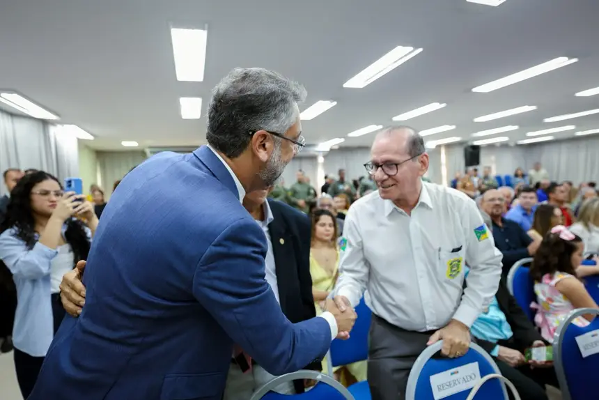  <div class='credito_fotos'>Foto: Ruan Alves / GEA &nbsp;&nbsp;|&nbsp;&nbsp; <a href='/midias/2026/originais/20260618135536-GF00017205-F00224603.webp' download><i class='fa-solid fa-download'></i> Download</a></div>
