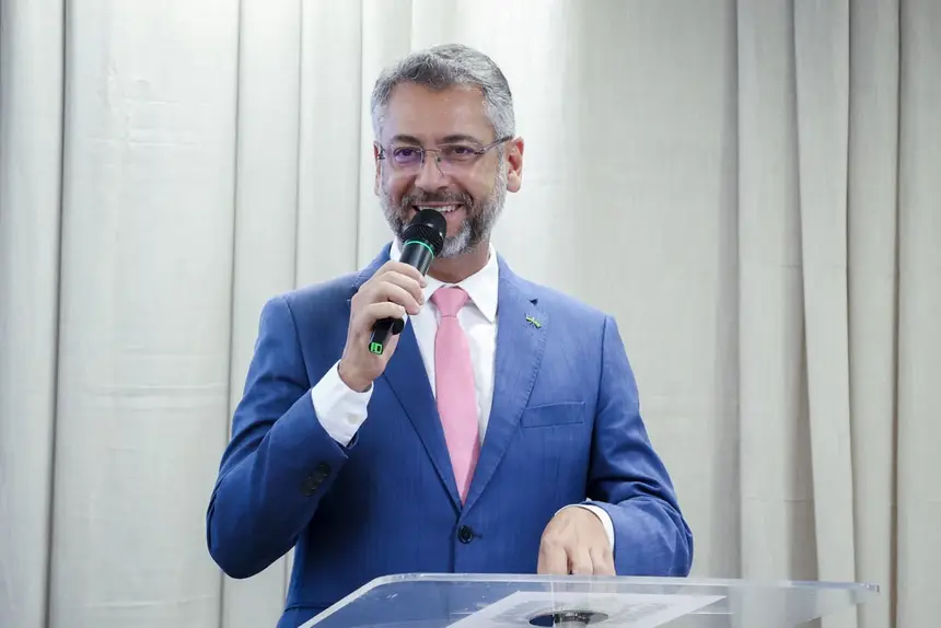  <div class='credito_fotos'>Foto: Ruan Alves / GEA &nbsp;&nbsp;|&nbsp;&nbsp; <a href='/midias/2026/originais/20260618135549-GF00017205-F00224621.webp' download><i class='fa-solid fa-download'></i> Download</a></div>