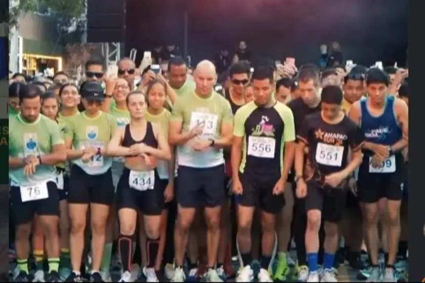 Os alimentos foram arrecadados pelos atletas participantes da 1ª Corrida da Ueap,