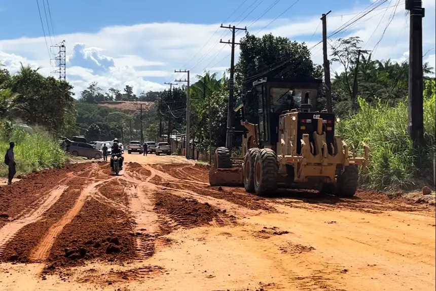 Rodovia AP-160 é preparada para receber asfalto e integrar o Vale do Jari com segurança