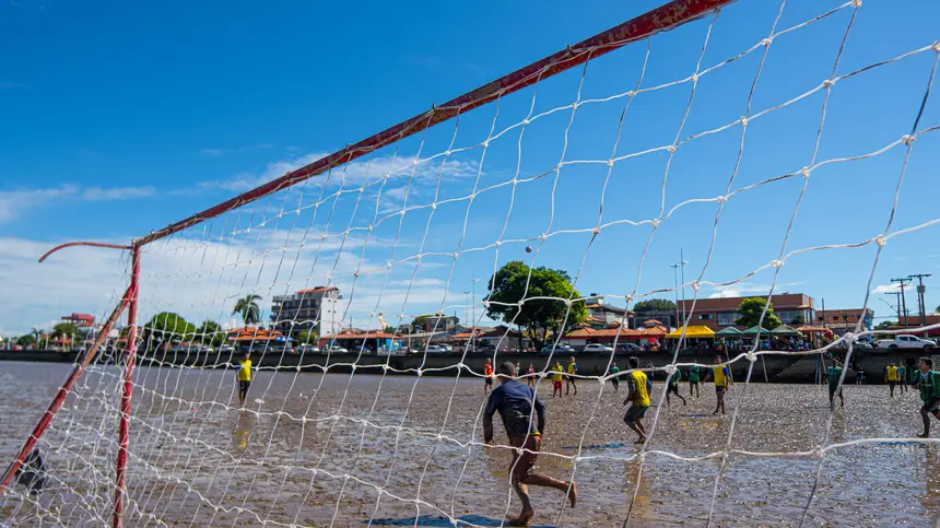  <div class='credito_fotos'>Foto: Arthur Alves / SECOM GEA &nbsp;&nbsp;|&nbsp;&nbsp; <a href='/midias/2026/originais/20260622100935-GF00017213-F00224877.webp' download><i class='fa-solid fa-download'></i> Download</a></div>