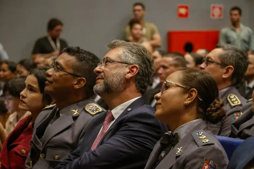  <div class='credito_fotos'>Foto: Ruan Alves / GEA &nbsp;&nbsp;|&nbsp;&nbsp; <a href='/midias/2026/originais/20260625133438-GF00017226-F00225368.webp' download><i class='fa-solid fa-download'></i> Download</a></div>