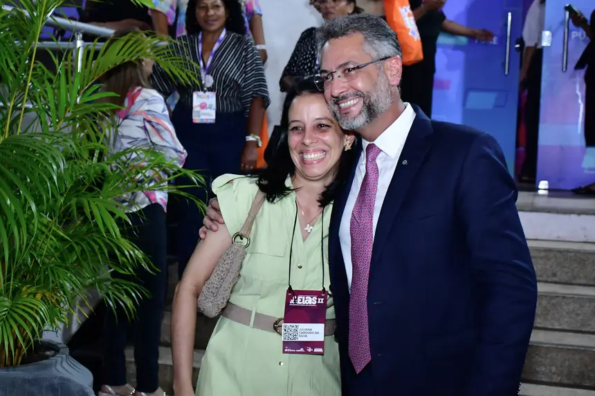  <div class='credito_fotos'>Foto: Max Renê/GEA &nbsp;&nbsp;|&nbsp;&nbsp; <a href='/midias/2026/originais/20260626013207-GF00017233-F00225590.webp' download><i class='fa-solid fa-download'></i> Download</a></div>