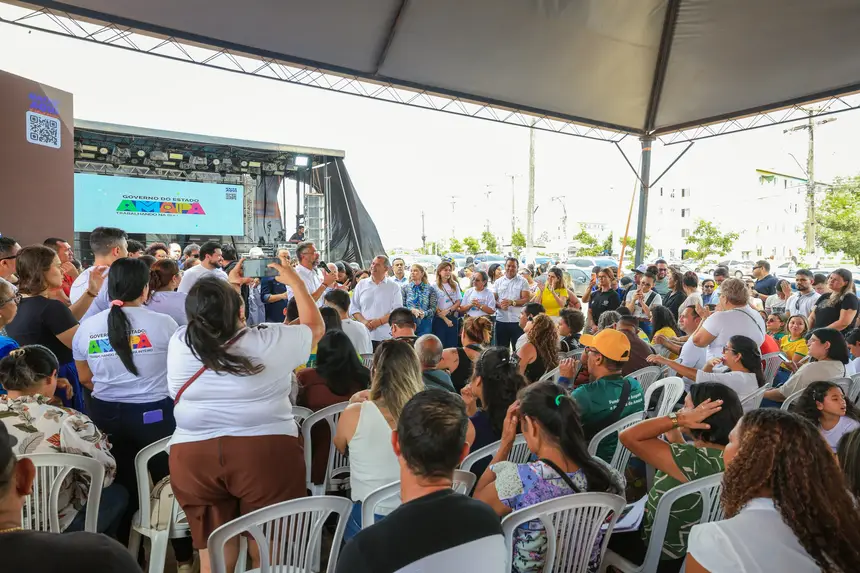 Lançamento da plataforma Saúde da Gente Digital reúne autoridades estaduais, municipais e comunidade no Residencial Macapaba, em Macapá