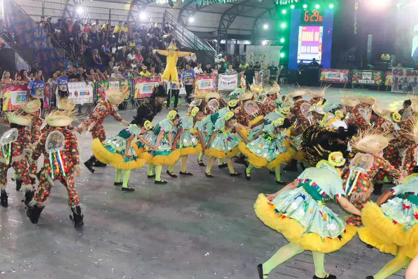 O grupo junino encantou o público 