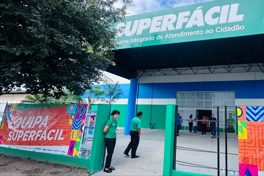 Super Fácil Zona Norte  fica localizado na Av. Prof. Glauco, 355, bairro São Lázaro