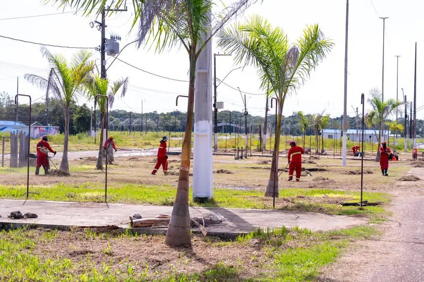 Coordenação da Expofeira realiza ajustes finais de montagem, limpeza e organização de espaços e estruturas no Parque de Exposições