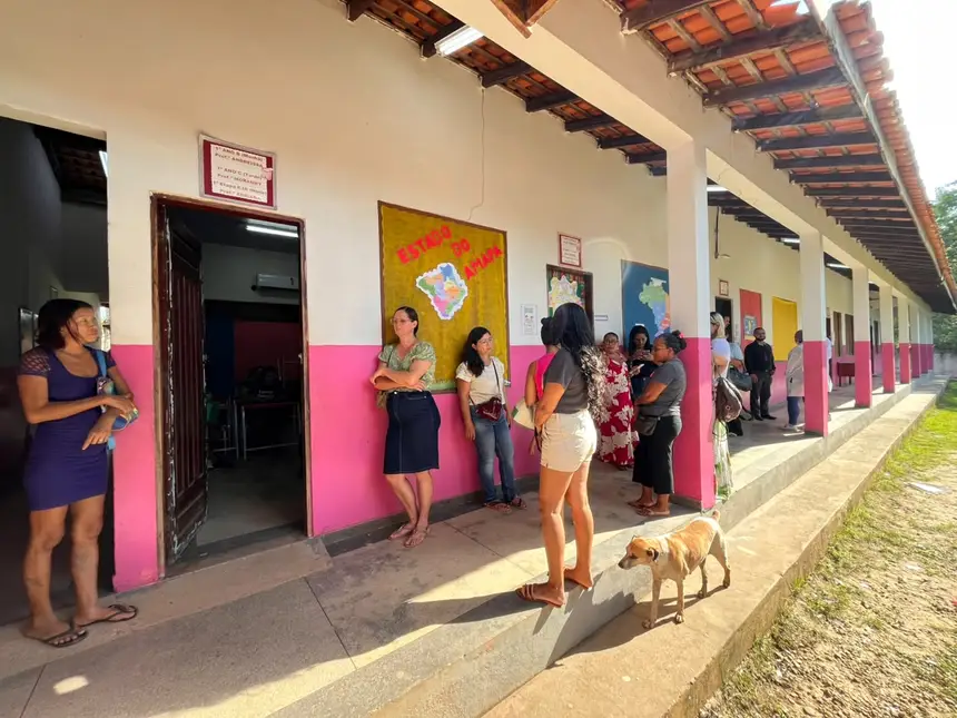 Moradores também tiveram acesso a exames, testes rápidos e vacinação durante a ação.