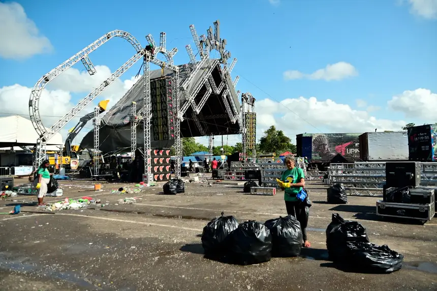 Após segunda noite de Festival das Aparelhagens, trabalhadores intensificam limpeza do espaço para última noite da Expofeira 2026