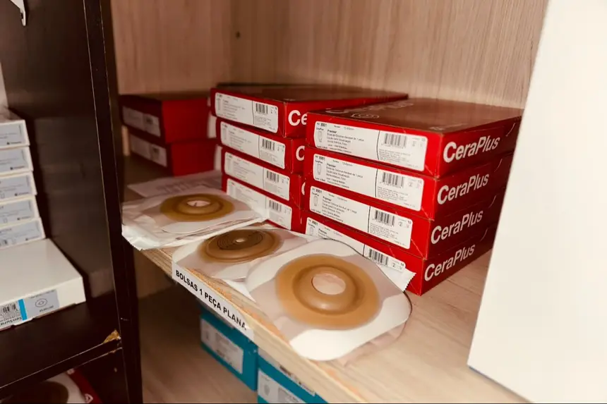 Estoque do Creap garante a entrega regular de milhares de bolsas e insumos mensalmente