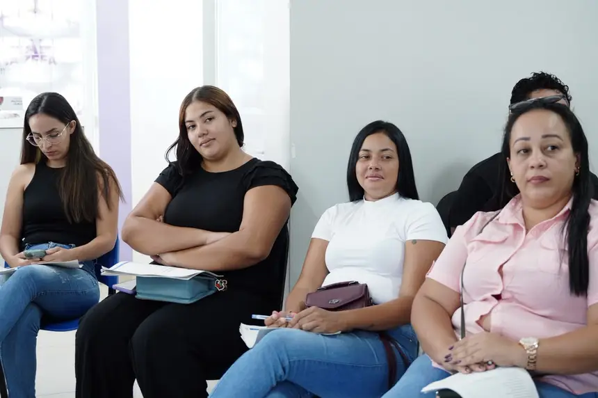  <div class='credito_fotos'>Foto: Lidiane Lima/GEA &nbsp;&nbsp;|&nbsp;&nbsp; <a href='/midias/2026/originais/20261015122610-GF00017460-F00231458.webp' download><i class='fa-solid fa-download'></i> Download</a></div>