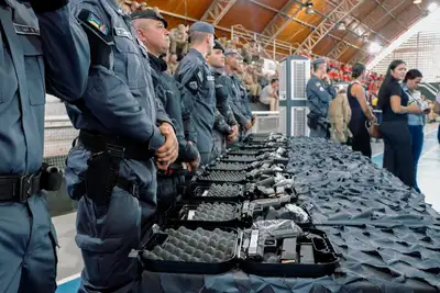 galeria:  Entrega de Kits Policial Individual e Sansão de Leis PM e BM