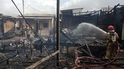 notícia: Corpo de Bombeiros do Amapá mobiliza 16 guarnições para atender ocorrência de incêndio na zona sul de Macapá
