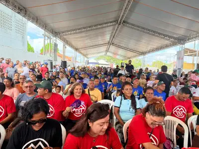 notícia: Governo do Amapá lança PAA, entrega veículos e realiza caravana de atendimentos durante a ação 'Brasil na Rua', em Macapá