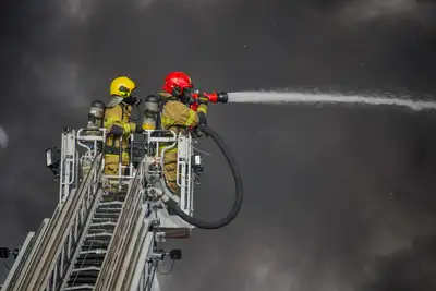 galeria: Ação dos Bombeiros - Incêndio na Zona Sul de Macapá