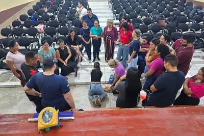 notícia: Formação em primeiros socorros qualifica novos cuidadores da Educação que iniciam atuação na rede estadual