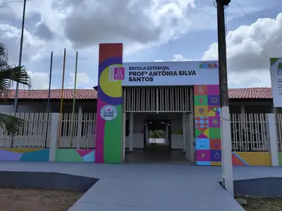 notícia: Governo do Amapá entrega Escola Estadual Antônia Silva Santos totalmente reconstruída em Mazagão