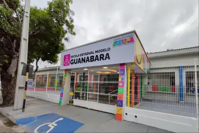 notícia: No aniversário de 268 anos de Macapá, governador Clécio entrega nova estrutura da Escola Modelo Guanabara