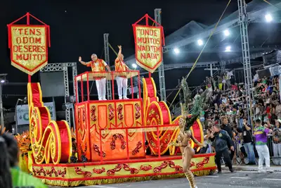 notícia: Sambas-enredo exaltam cultura, fé e identidade do Amapá no Carnaval 2026 apoiado pelo Governo do Estado
