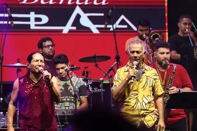 notícia: Carnaval do Povo reúne gerações na Praça da Bandeira e celebra a força da cultura amapaense