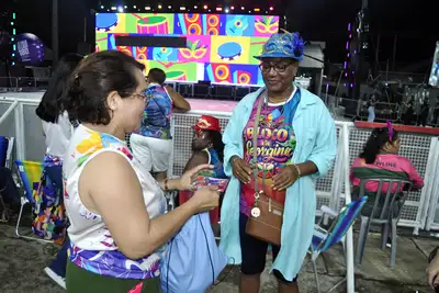 notícia: Governo do Amapá inicia distribuição de 600 mil preservativos e hipoclorito no Sambódromo