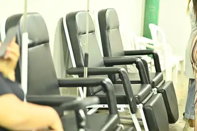 notícia: Saúde registra baixa demanda nas primeiras horas da segunda noite de desfiles no Sambódromo