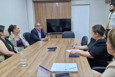 notícia: Governo do Amapá e Unifap discutem parceria para ampliar acesso de alunos da rede pública ao curso de Medicina