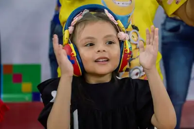 Galeria: Entrega da Quadra do Centro de Ensino Mundo Azul e 1 Ônibus com Acessibilidade