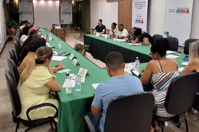 notícia: Governo do Amapá abre inscrições para 1ª Jornada de Formação Continuada para Professores de Línguas Estrangeiras