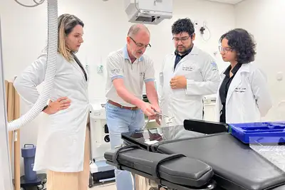 notícia: Profissionais do Centro de Radioterapia do Amapá passam por capacitação para implantação da braquiterapia