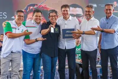 notícia: Governador Clécio destaca presença histórica do Governo Federal e avanços na educação durante agenda com ministros no Amapá