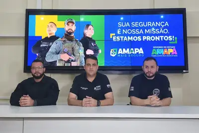 Foto: Cássia Lima/Sejusp delegado Cézar Vieira (ao centro), secretário de Justiça e Segurança Pública