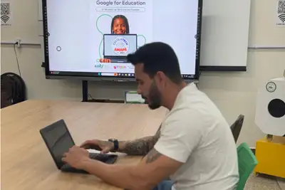 notícia: Governo do Estado e Google lançam 'live' de formação do programa EscolaTech Amapá para professores da rede estadual