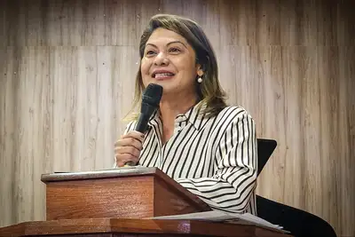 Foto: Breno Pantoja/Seed A Secretária Adjunta de Políticas Educacionais da Seed, Sandra Casimiro