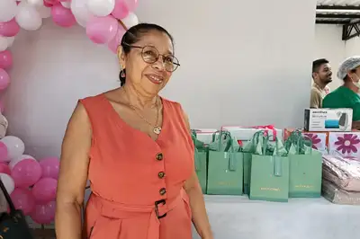 Osmarina da Silva, de 64 anos, com 39 anos dedicados ao setor administrativo da saúde pública do Amapá