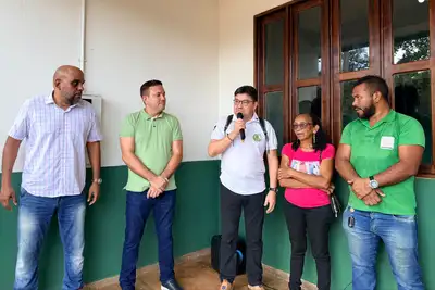 Foto: Divulgação Cristiane Mareco Diretor presidente do Rurap Kelson Vaz (ao microfone)