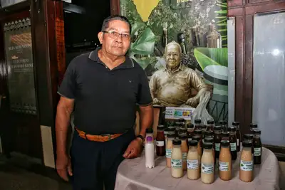 Jonas Cardoso, produtor de remédios naturais