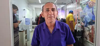 Josué dos Santos Souza, de 55 anos, saiu com carta de encaminhamento para a entrevista de emprego