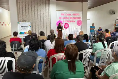notícia: Governo do Amapá promove ação de conscientização e atendimento para idosos em Santana