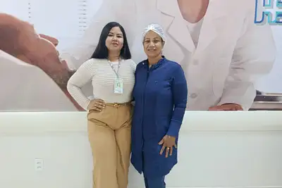 notícia: Mãe e filha compartilham amor pela saúde pública e rotina intensa na enfermagem do Hospital de Emergência de Macapá