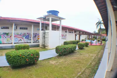 galeria:  Entrega da Escola Estadual Vidal de Negreiros