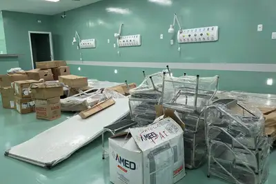 notícia: Governo do Amapá dá início à instalação de novos equipamentos de suporte avançado no Hospital de Oiapoque