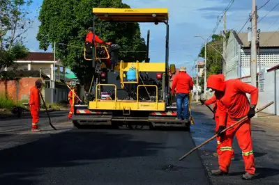 notícia: Governo do Amapá inicia nova frente de pavimentação asfáltica no bairro Jardim Felicidade