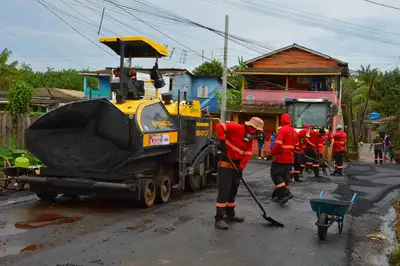 notícia: Governo do Amapá inicia nova frente de pavimentação asfáltica no distrito da Fazendinha