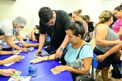 notícia: Governo do Amapá leva mega ação de saúde ao Macapaba com atendimentos especializados e acolhimento infantil
